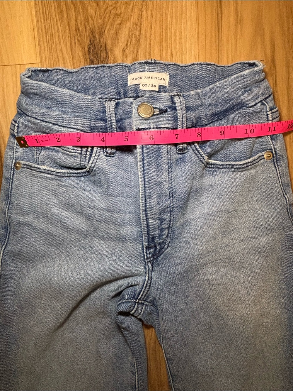 Good American Light Blue Frayed-Hem Cropped Jeans - Picture 9 of 16